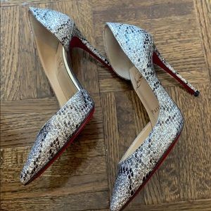 Christian louboutin pumps